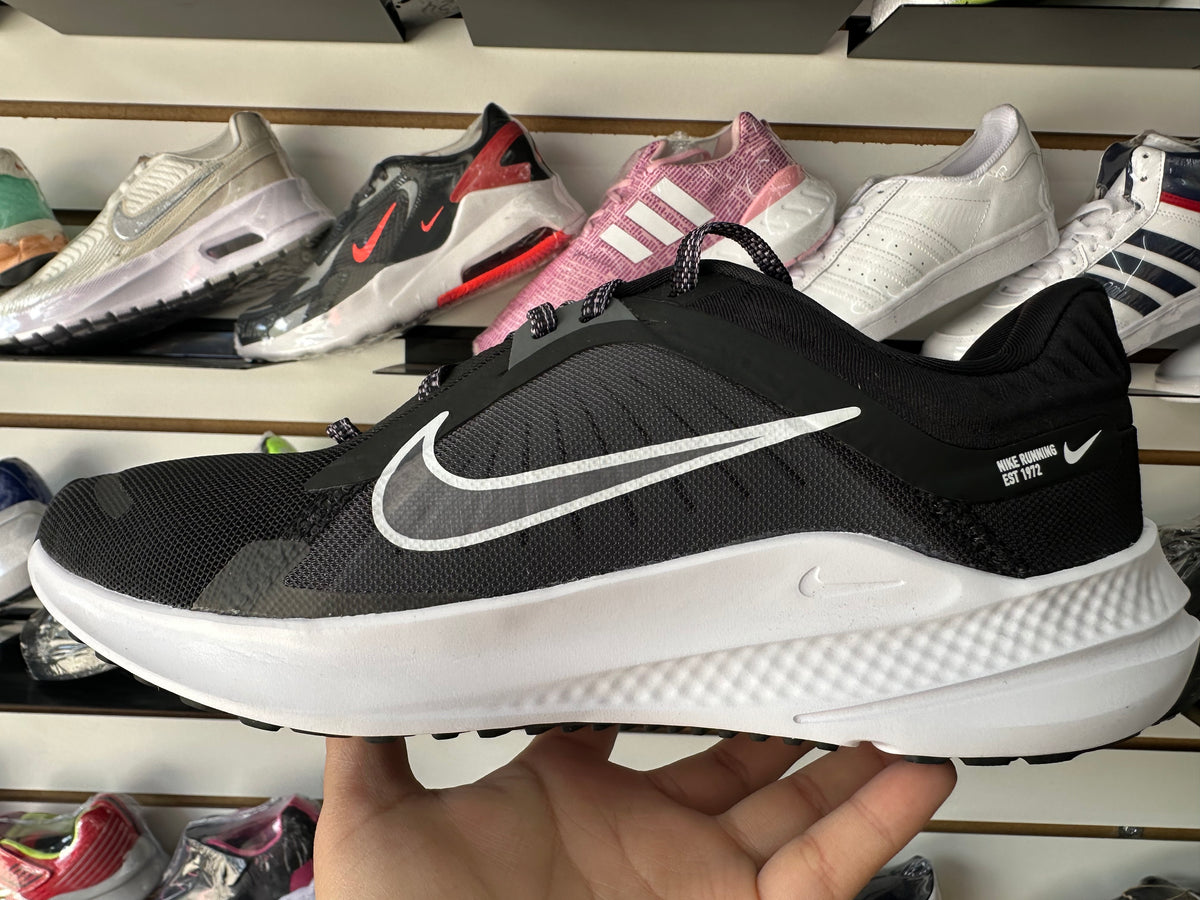 Nike Quest 5