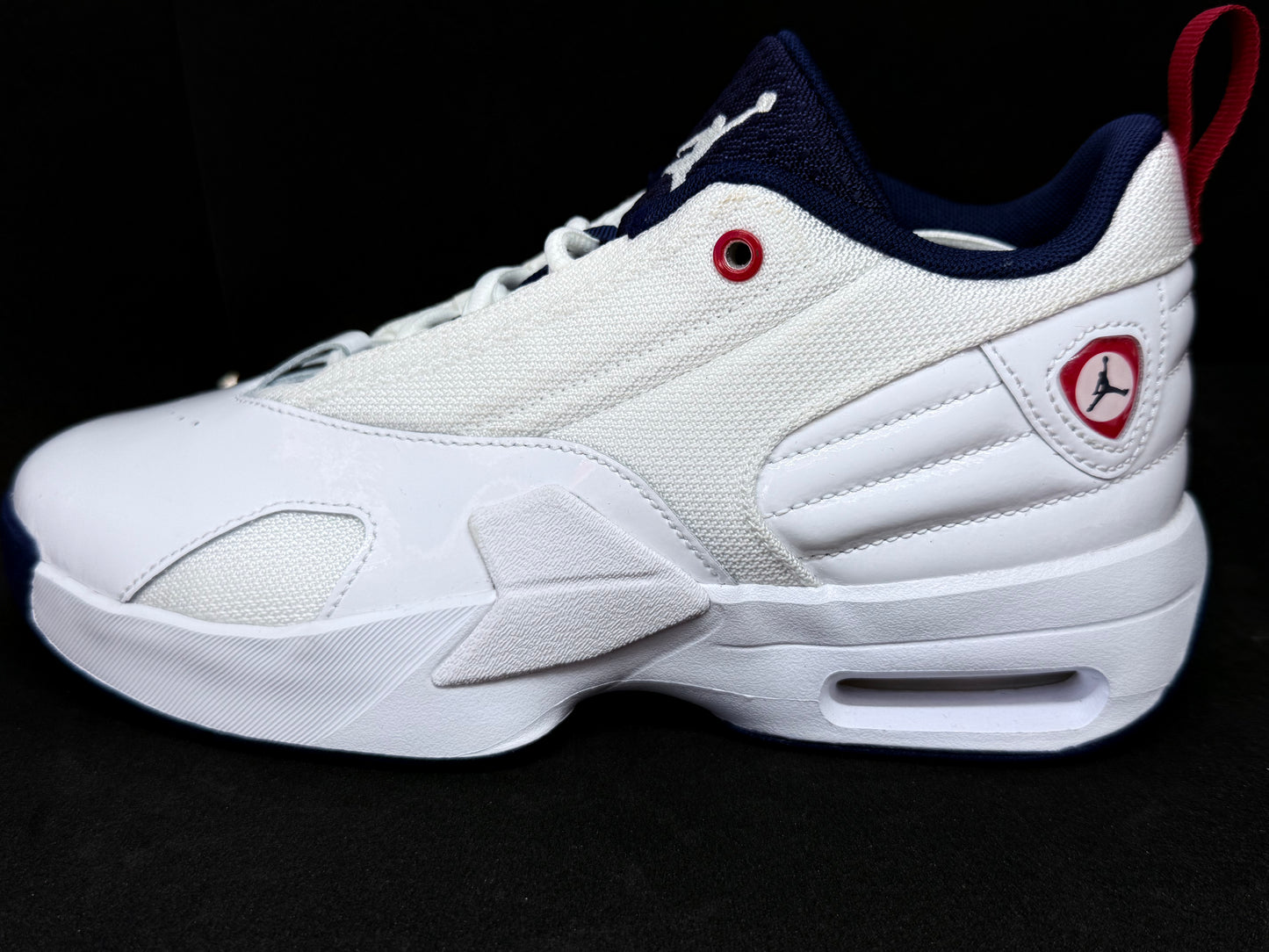 Jordan Max Aura 6