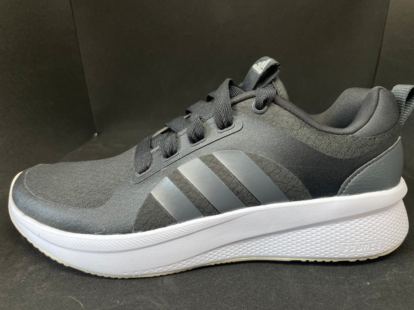 Adidas Duramo