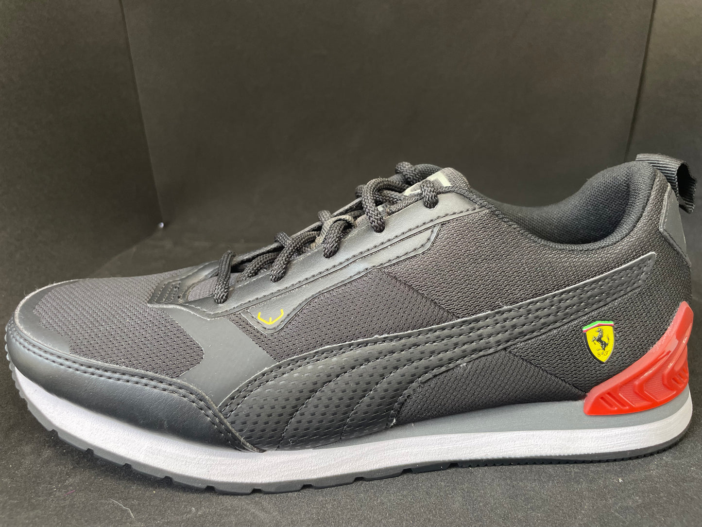 Puma Ferrari