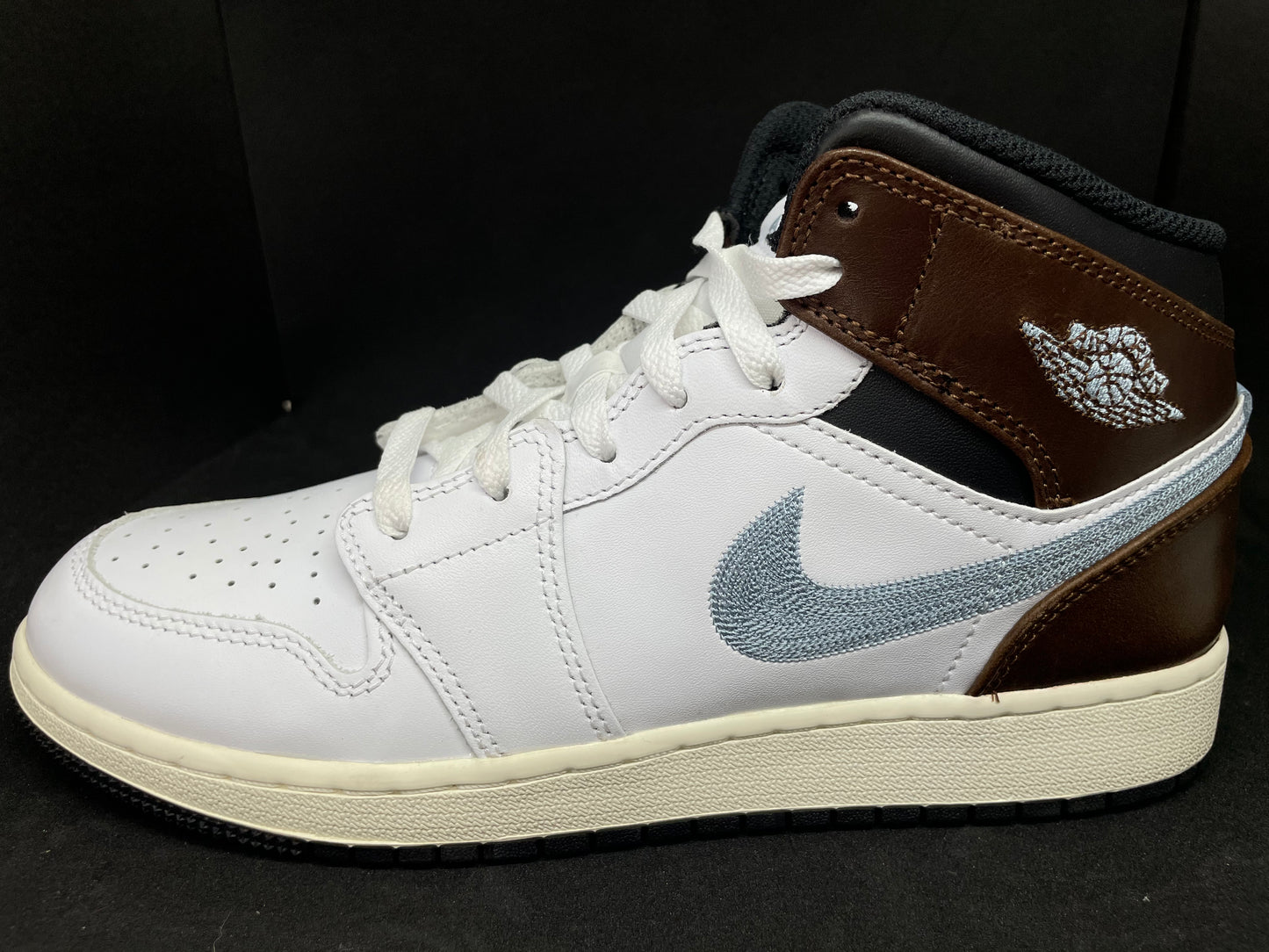 Nike Air Jordan 1 Mid