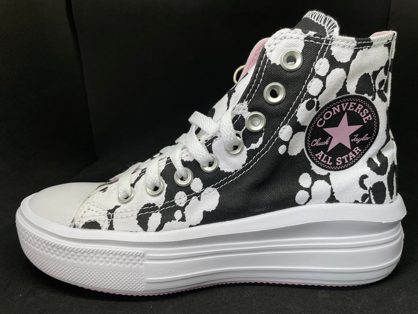 Converse “Vaquita”