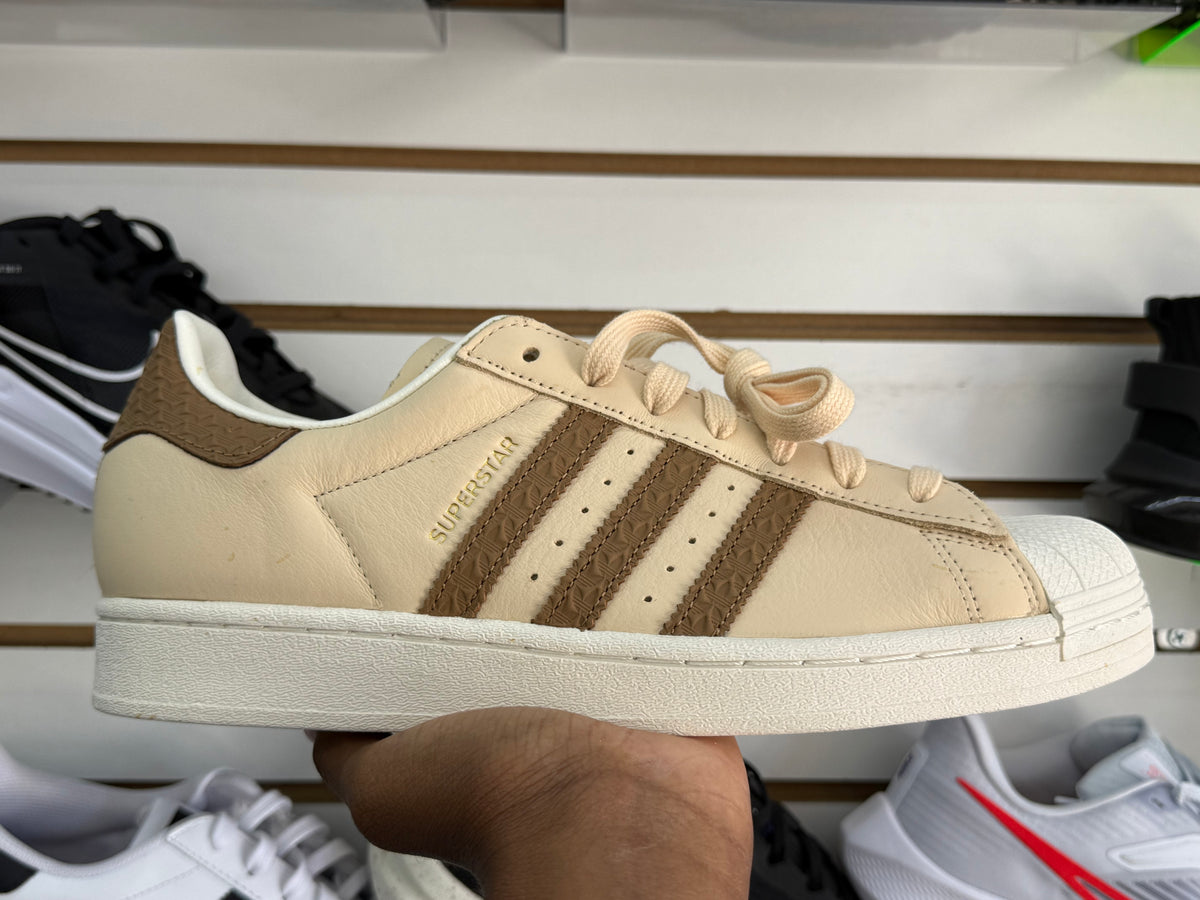 Adidas Superstar