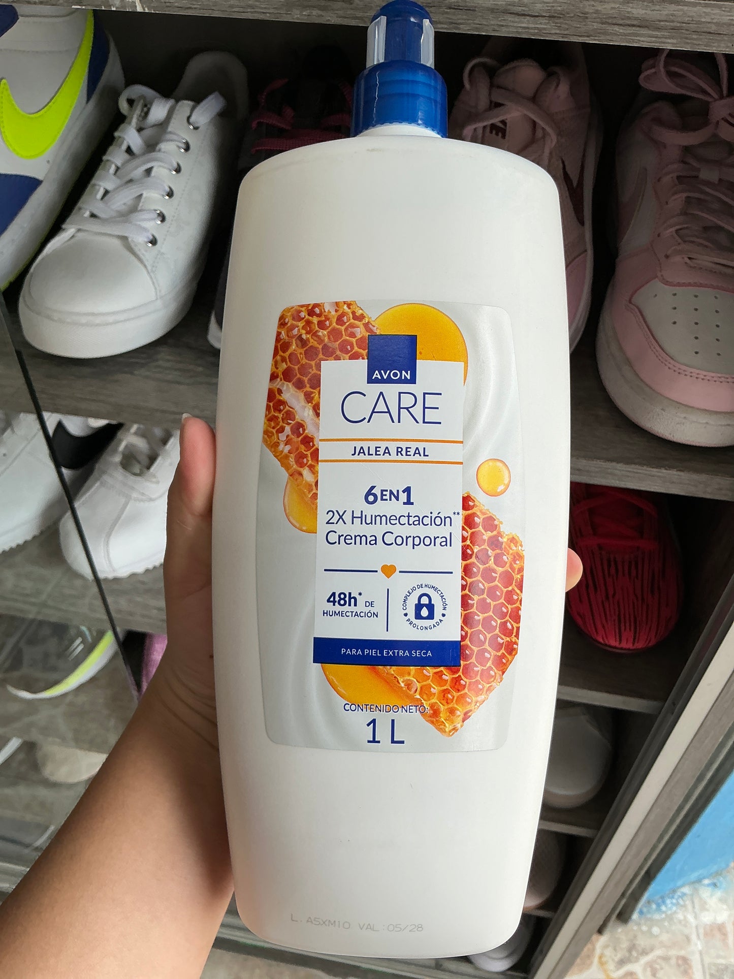 Crema corporal CARE AVON