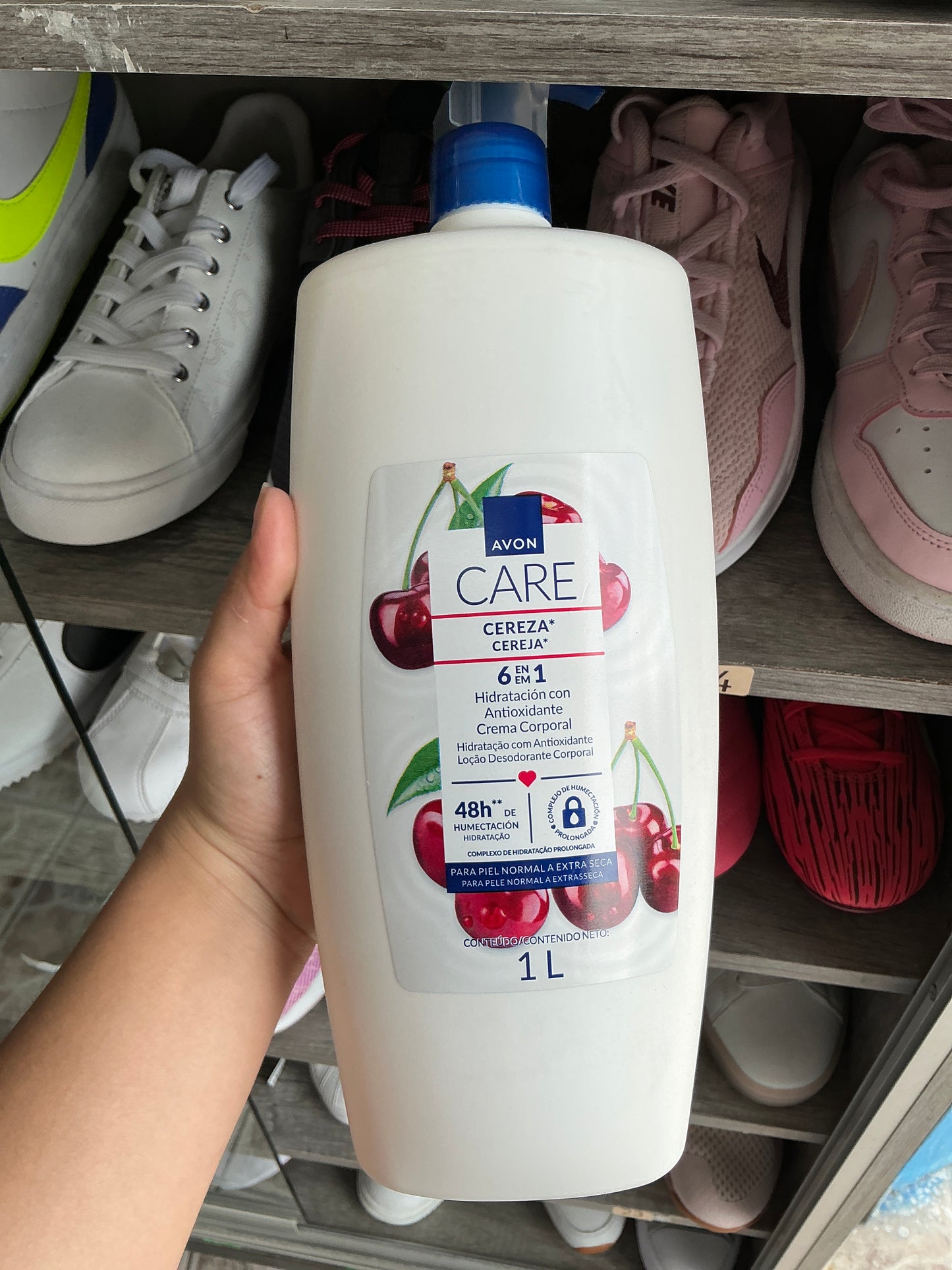 Crema corporal CARE AVON