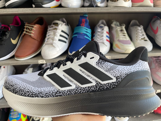 Adidas Supernova / running
