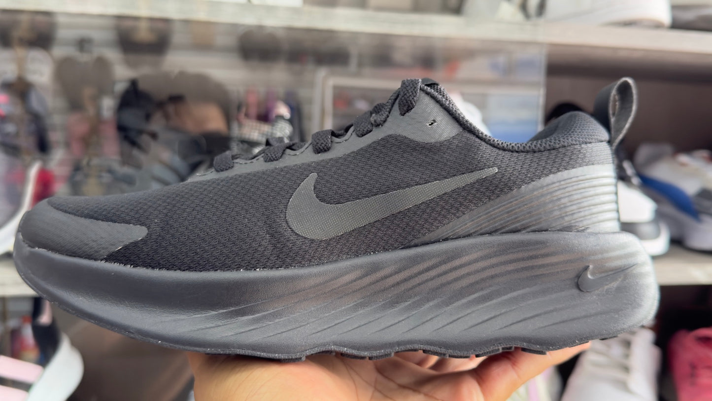 Nike Promina
