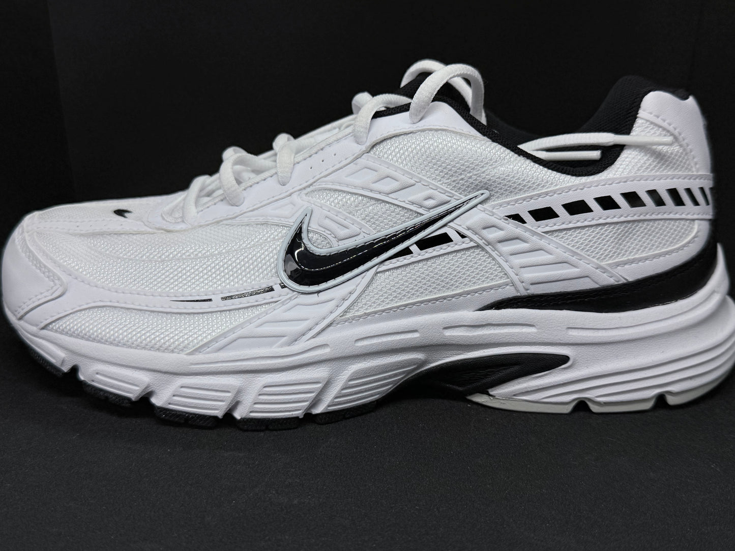 Nike Initiator
