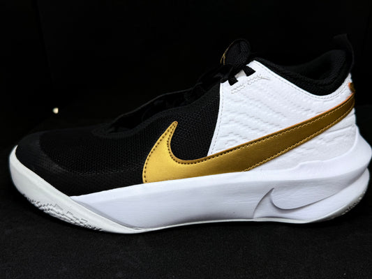 Nike Team Hustle D 10