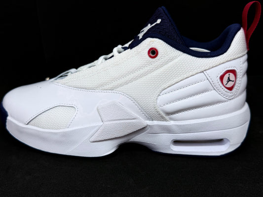 Jordan Max Aura 6