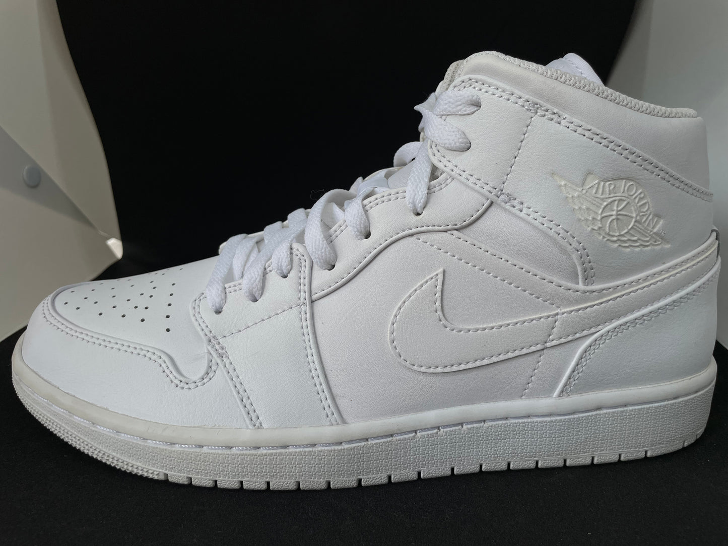 Nike Air Jordan 1 MID