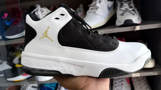 Jordan Max Aura