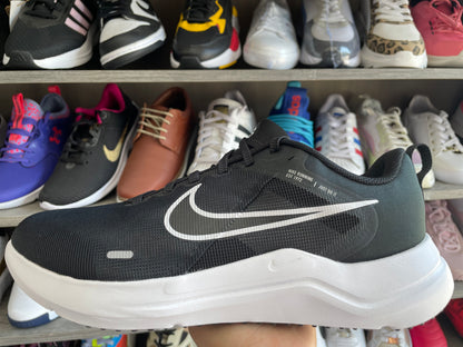 Nike Downshifter 12